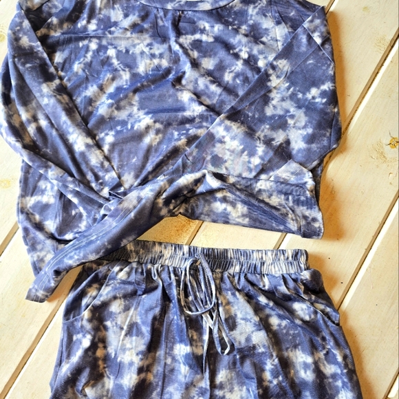 Camo lounge set - Picture 3 of 4